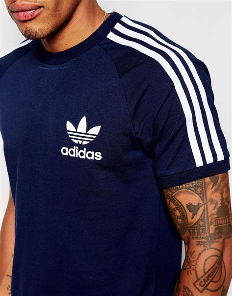 adidas shirt herren hell blau|Blaue adidas T.